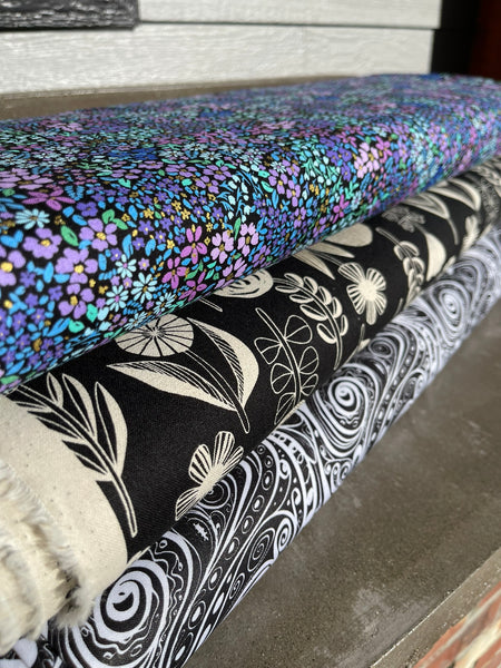 Water Bottle Crossbody Bag - Day Drinker - Tiny Floral