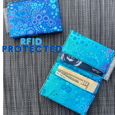 Card Holder RFID Protected - Blue Dots