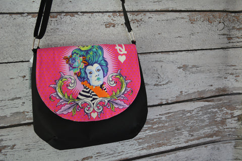 Clearance Bigger Bitsy Messenger Purse - Limited Edition Tula Pink - PINK Queen of Hearts